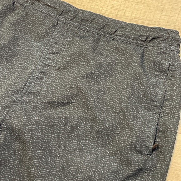 Mack Weldon Shorts Men XL Blue Geometric  Drawstring Lined 6" Inseam - Picture 1 of 10
